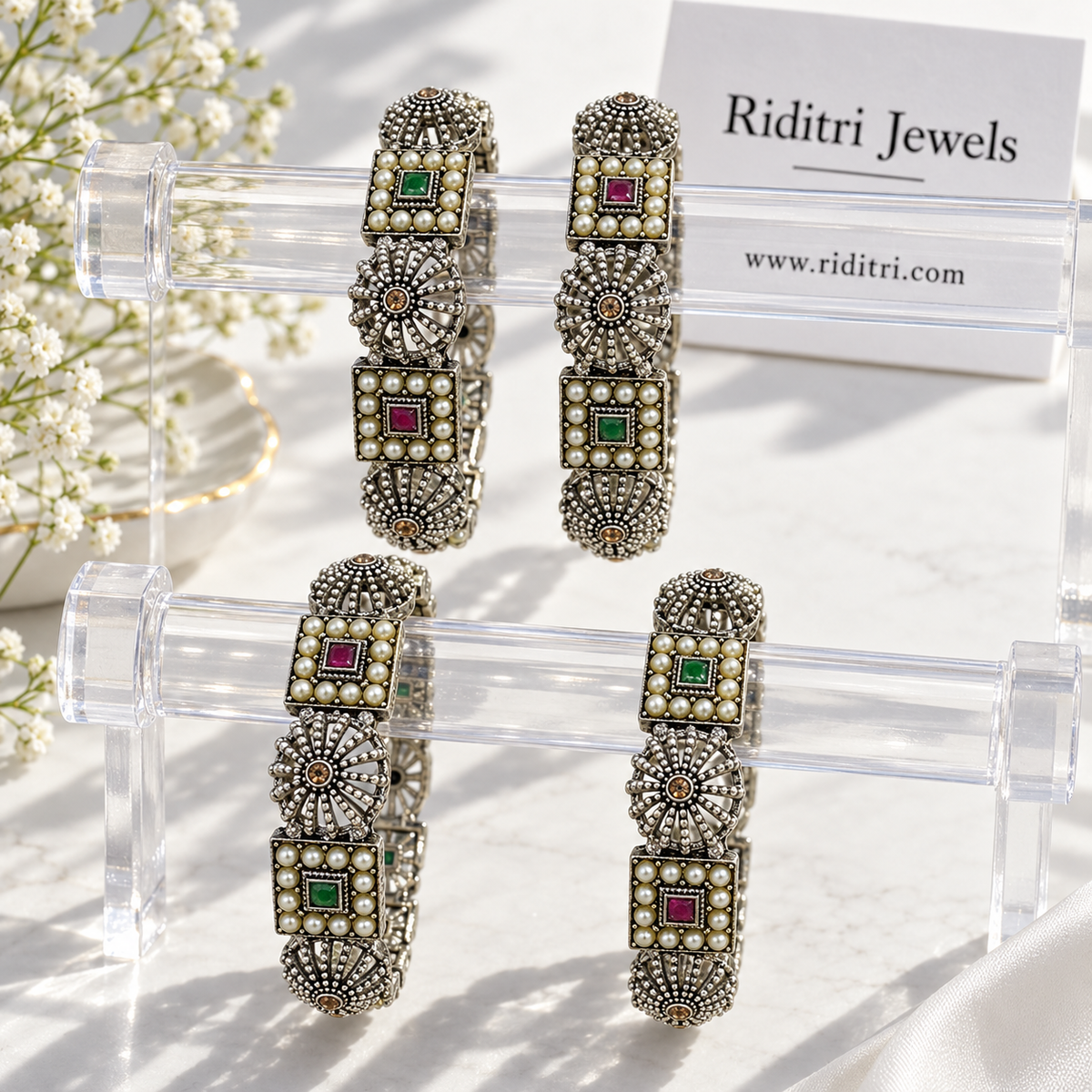 Vishika Oxidized Bangles Set