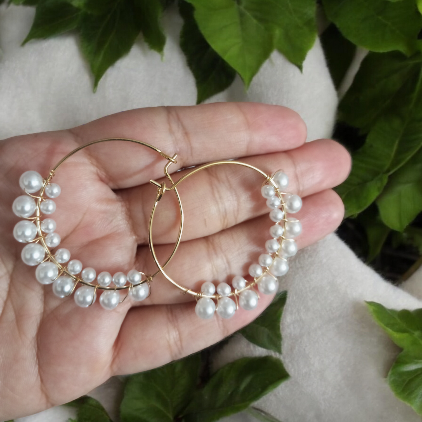 Pearl Kini Hoop Earrings