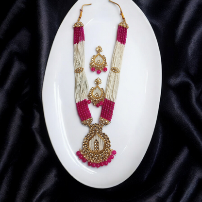 Ravita Necklace Set