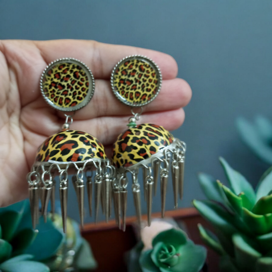 Idhvi Lightweight Jhumka Earrings