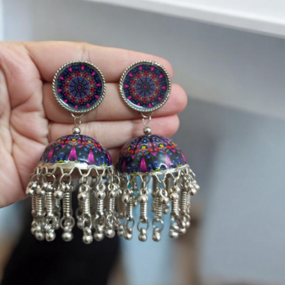 Badhvi Lightweight Jhumka Earrings