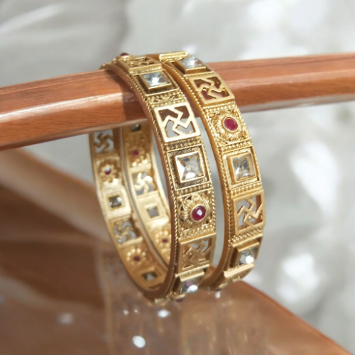 Om Bangles