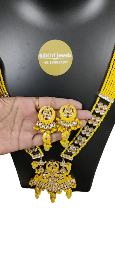 Waanyita Necklace Set