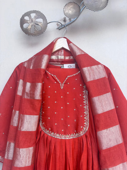 Rusty Orange Embroidered Mulchanderi Kurta Set with Tissue Dupatta (3 Pc)