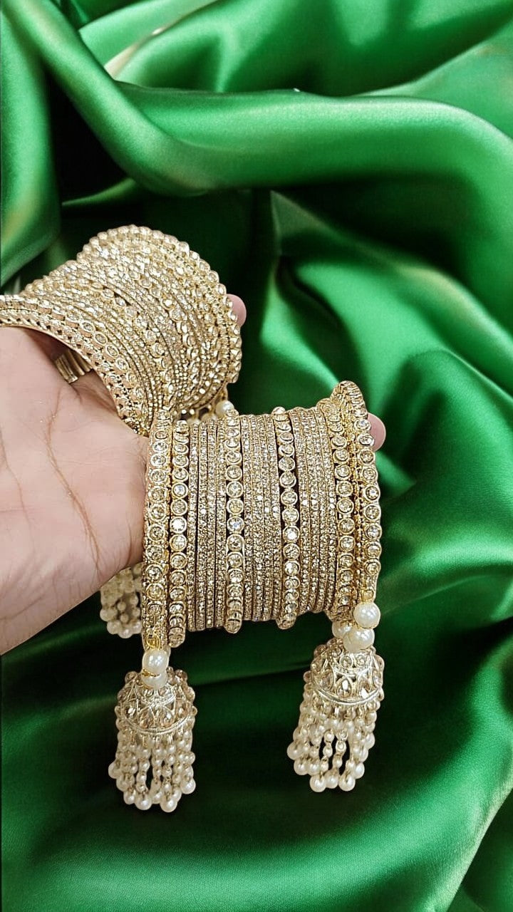 Queen Golden Bangles Set