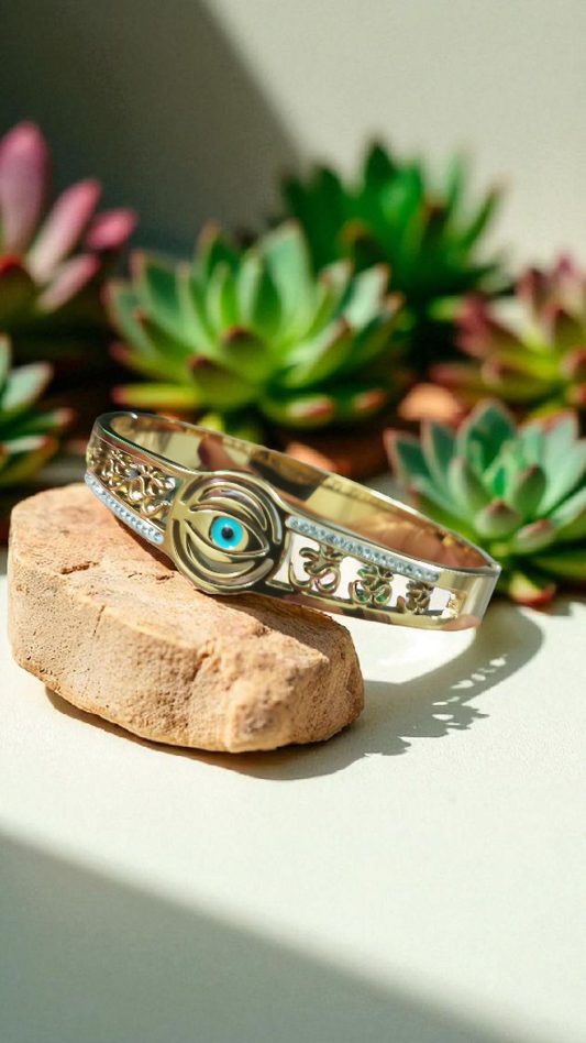 Anti Tarnish Om Bracelet