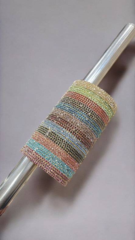 Vanashi Metal Bangles Set